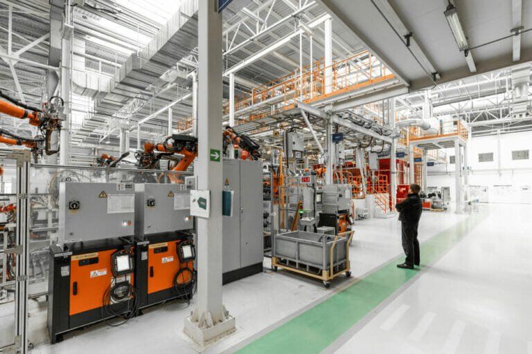 Streamlining Industrial Machine Assembly: Best Practices and Strategies