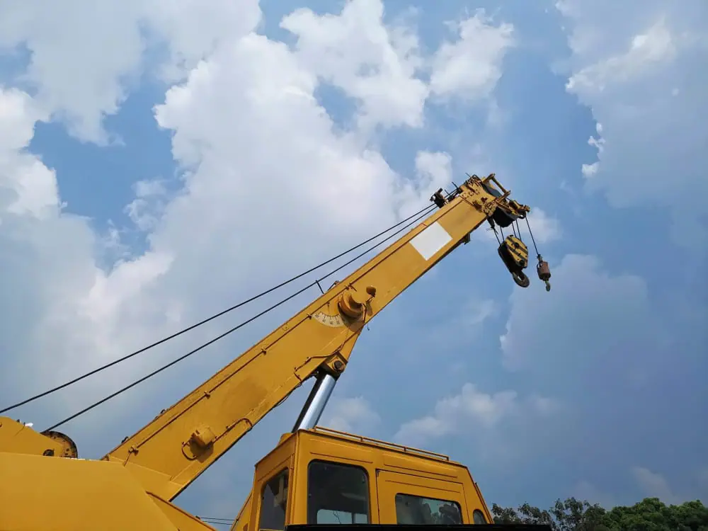 crane starting emergency operation - emergency crane services: your lifeline in challenging situations