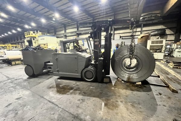 Machine Site Industrial Movers Utilizing Specialized Equipment